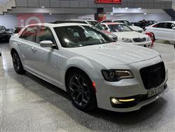 کرایسلەر 300